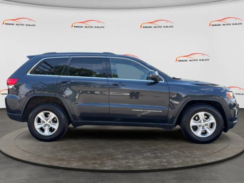 Used 2014 Jeep Grand Cherokee Laredo w/ Security & Convenience Group AWD/4WD image 6