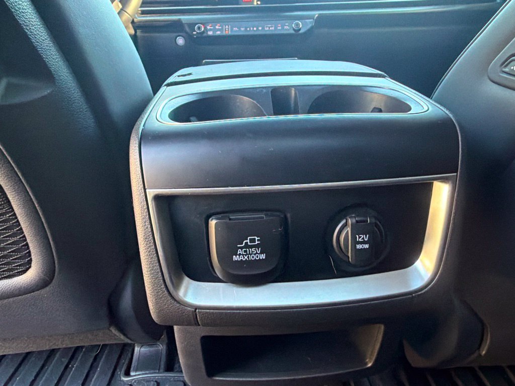 Certified 2025 Kia Carnival SX w/ SX Dark Edition Package FWD image 24