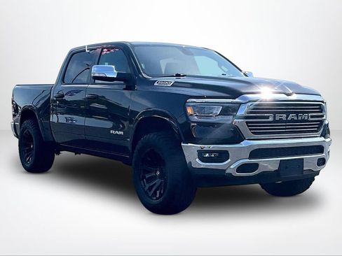 Used 2019 RAM 1500 Laramie AWD/4WD image 13