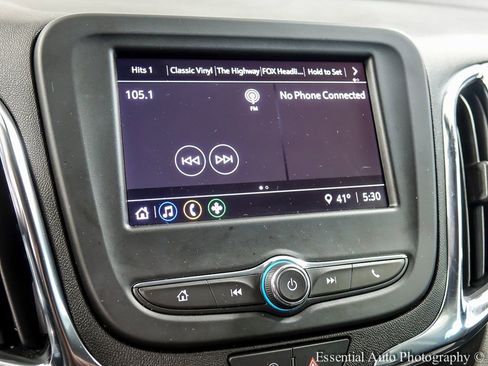 Used 2023 Chevrolet Equinox LT w/ Driver Convenience Package image 14