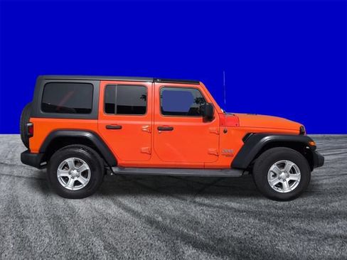 Used 2019 Jeep Wrangler Unlimited Sport S AWD/4WD image 3