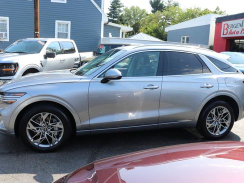 Used 2025 Genesis GV70 2.5T AWD/4WD image 2