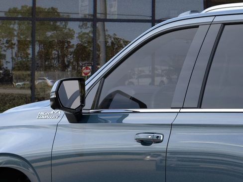 New 2026 Chevrolet Tahoe High Country image 36