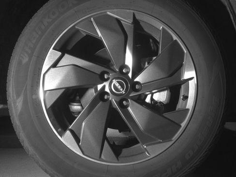 Used 2025 Nissan Rogue SV AWD/4WD image 13