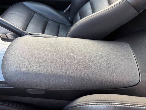 Used 2011 Chevrolet Corvette Grand Sport w/ Preferred Equipment Group image 53