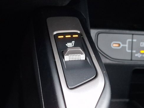 New 2026 Kia Sorento S w/ S Panoramic Sunroof Package image 16