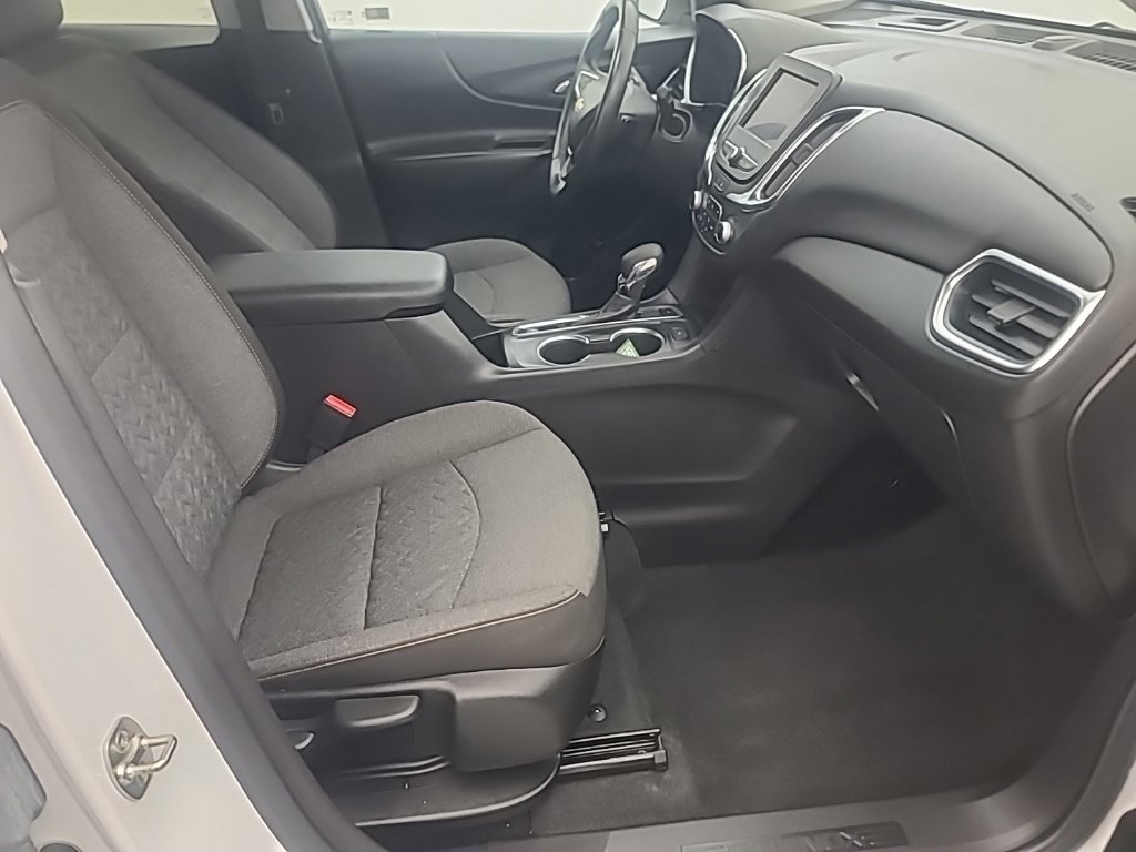 Used 2024 Chevrolet Equinox LT AWD/4WD image 15