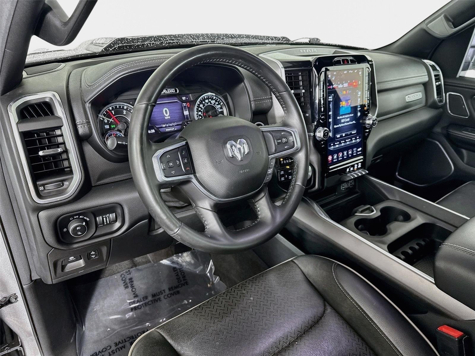 Used 2021 RAM 1500 Laramie AWD/4WD image 10