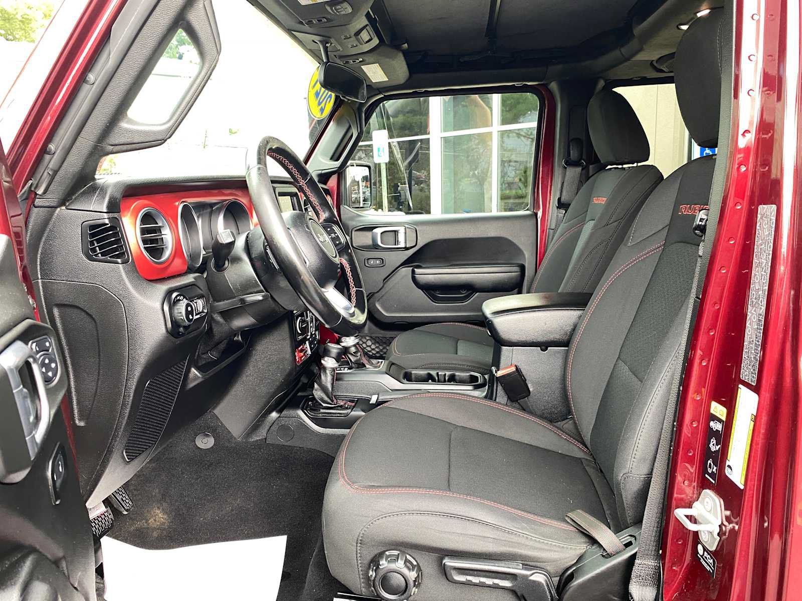 Used 2021 Jeep Gladiator Rubicon w/ Trailer Tow Package AWD/4WD image 9