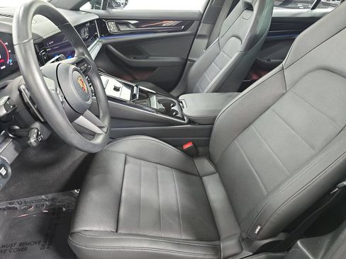 Certified 2026 Porsche Panamera RWD image 5