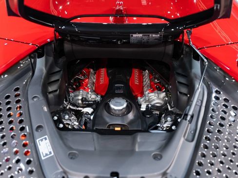 Certified 2022 Ferrari SF90 Spider AWD/4WD image 23