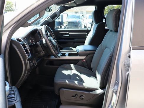 Used 2021 RAM 1500 Big Horn image 10