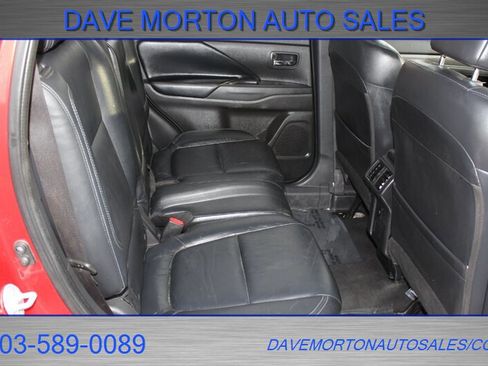 Used 2019 Mitsubishi Outlander SEL image 16