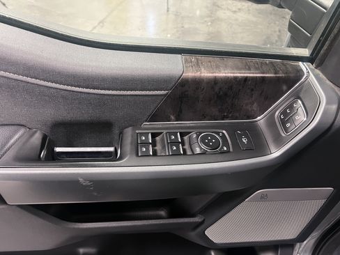 Used 2024 Ford F350 Lariat w/ Lariat Ultimate Package image 20