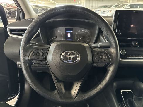 Used 2025 Toyota Corolla LE FWD image 14
