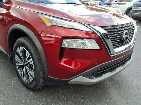 Used 2023 Nissan Rogue SV image 12