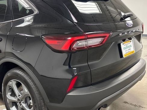 Used 2025 Ford Escape ST-Line Select image 15