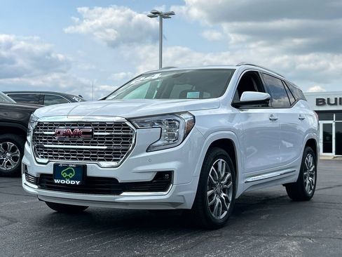 Certified 2024 GMC Terrain Denali AWD/4WD image 2