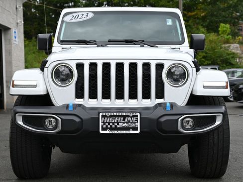 Used 2023 Jeep Wrangler Sahara image 11