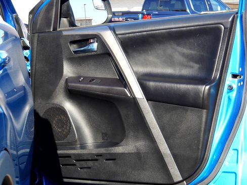 Used 2017 Toyota RAV4 XLE image 23