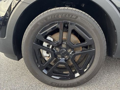 Used 2025 Kia Telluride SX Prestige X-Line image 9