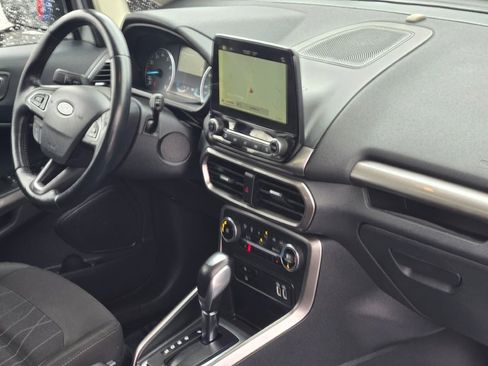Used 2018 Ford EcoSport SE w/ SE Convenience Package image 6