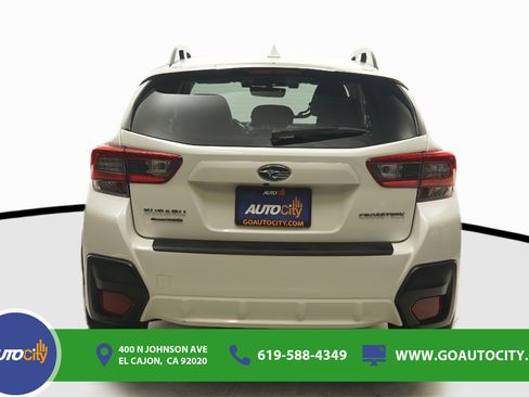 Used 2020 Subaru Crosstrek 2.0i Premium w/ Moonroof Package 1 AWD/4WD image 12
