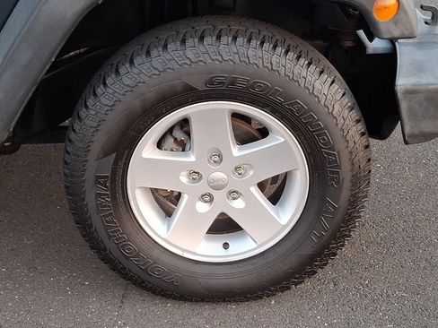 Used 2017 Jeep Wrangler Unlimited Sport w/ Quick Order Package 24S image 8