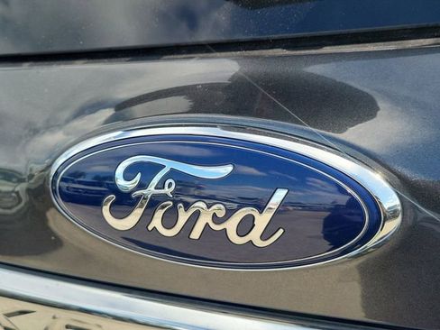 Used 2018 Ford Explorer Limited image 5