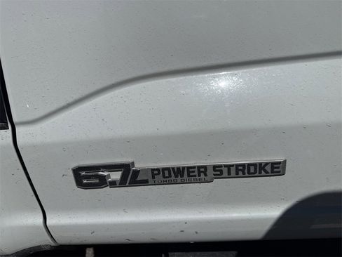 Used 2025 Ford F250 XLT w/ Black Appearance Package image 14
