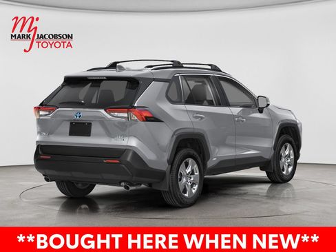 Used 2024 Toyota RAV4 XLE w/ Convenience Package AWD/4WD image 3