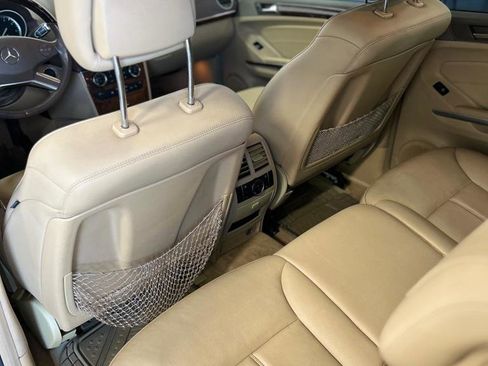 Used 2012 Mercedes-Benz GL 450 4MATIC image 15