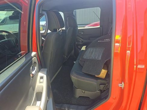 Certified 2025 Nissan Frontier PRO-4X w/ Pro Convenience Package AWD/4WD image 3