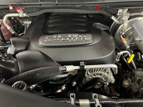 Used 2024 RAM 2500 Big Horn w/ Bed Utility Group image 32