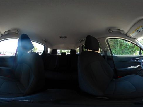 Used 2025 Kia Sportage LX FWD image 42