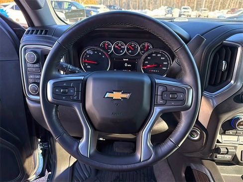 Used 2022 Chevrolet Silverado 2500 LT w/ Convenience Package image 21