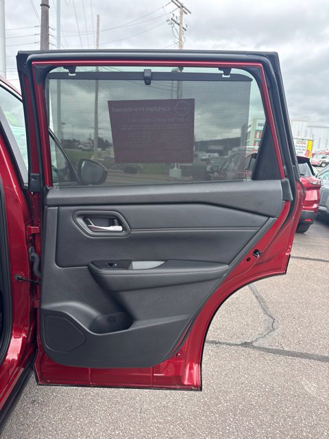 Certified 2024 Nissan Rogue SV w/ SV Premium Package AWD/4WD image 19