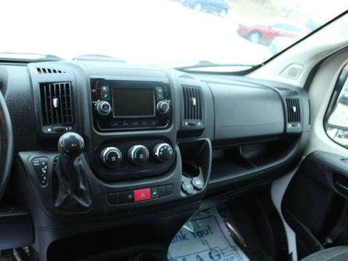 Used 2019 RAM ProMaster 2500 w/ Interior Convenience Group image 11
