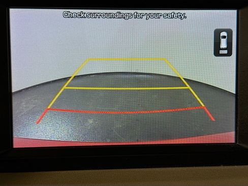 Used 2020 Hyundai Santa Fe SE image 19