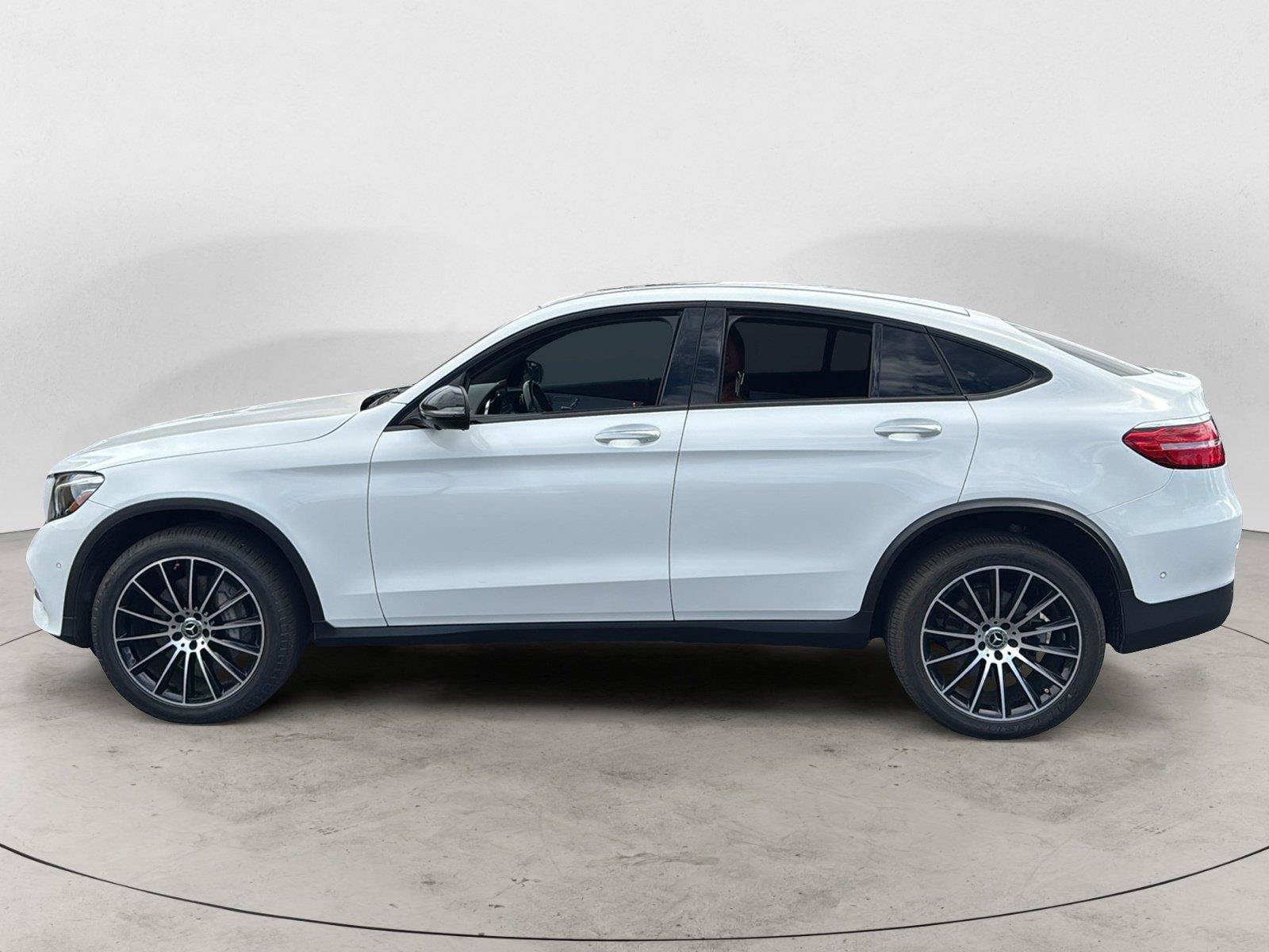 Used 2019 Mercedes-Benz GLC 300 4MATIC Coupe image 3