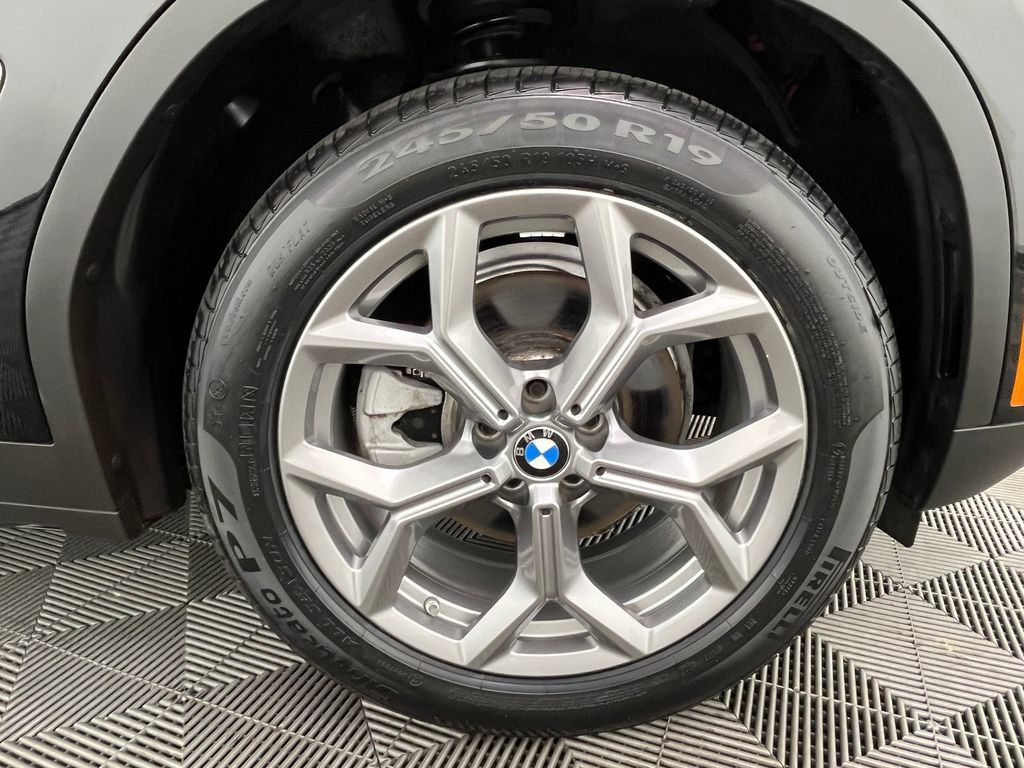 Used 2023 BMW X3 xDrive30i w/ Convenience Package AWD/4WD image 17