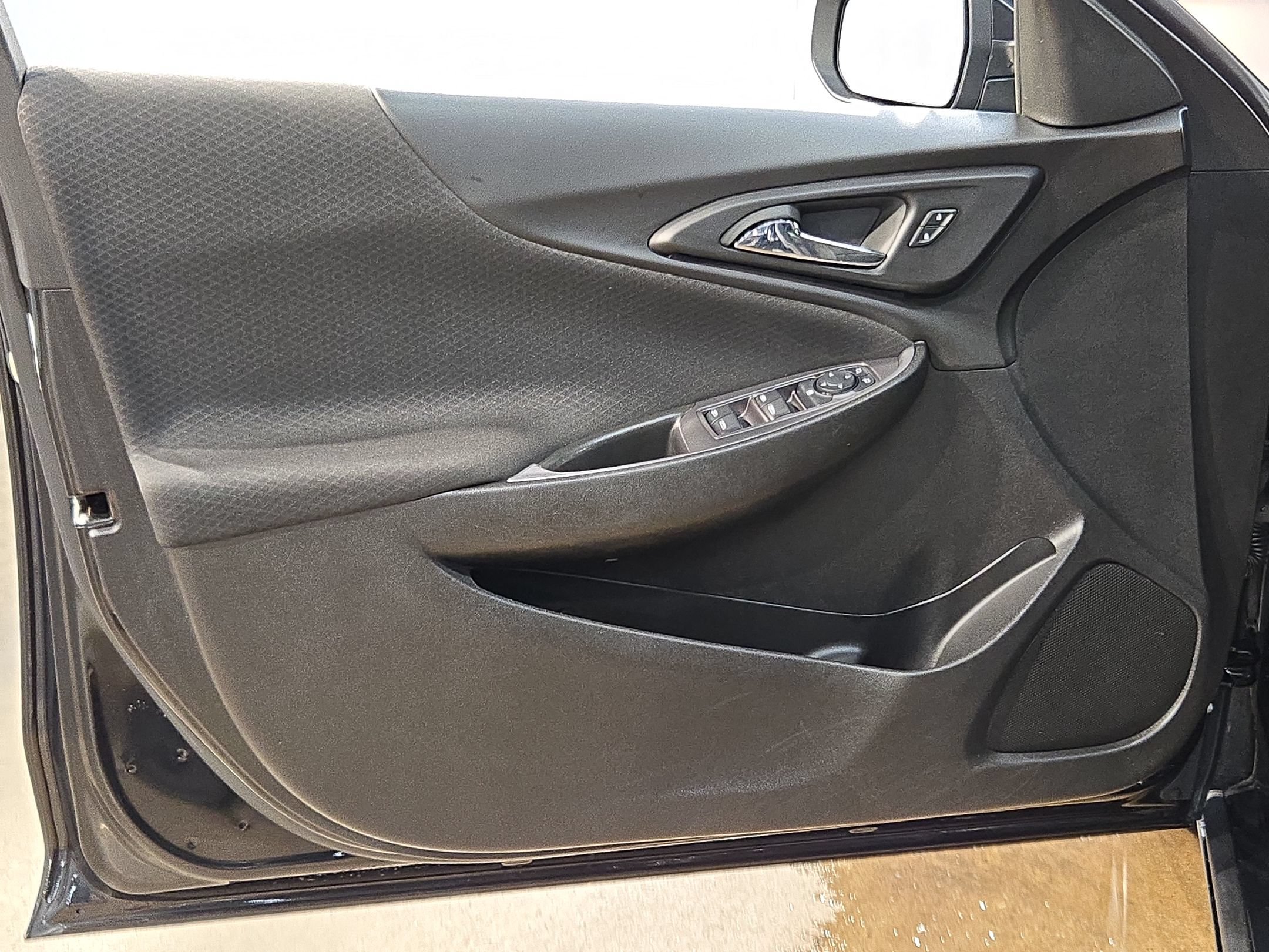 Used 2024 Chevrolet Malibu LT FWD image 34