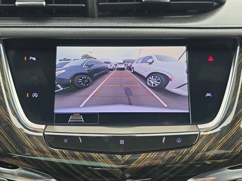 Used 2020 Cadillac XT6 Premium Luxury AWD/4WD image 23