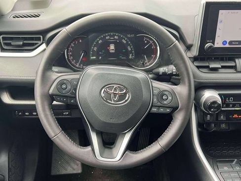 Certified 2023 Toyota RAV4 XLE w/ Convenience Package AWD/4WD image 17