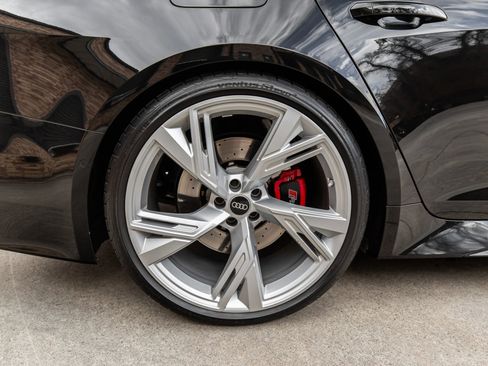 Used 2021 Audi RS 6 w/ Executive Package AWD/4WD image 15