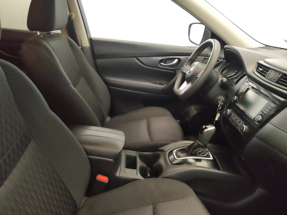 Used 2018 Nissan Rogue S AWD/4WD image 21
