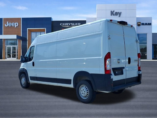 Used 2025 RAM ProMaster 2500 w/ Convenience Group FWD image 8
