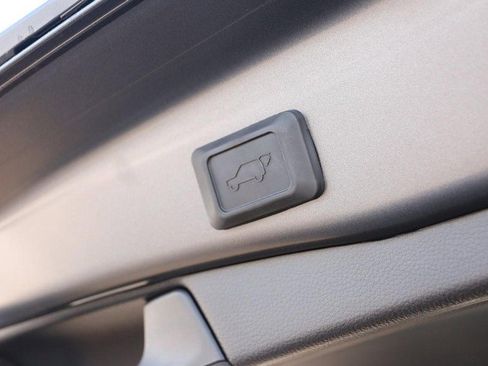 New 2025 Toyota RAV4 XLE Premium image 8