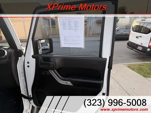 Used 2015 Jeep Wrangler Unlimited Sport AWD/4WD image 26