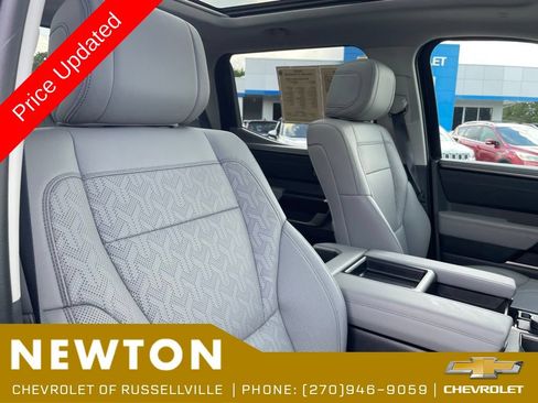 Used 2024 Toyota Tundra Limited w/ Power Package AWD/4WD image 23